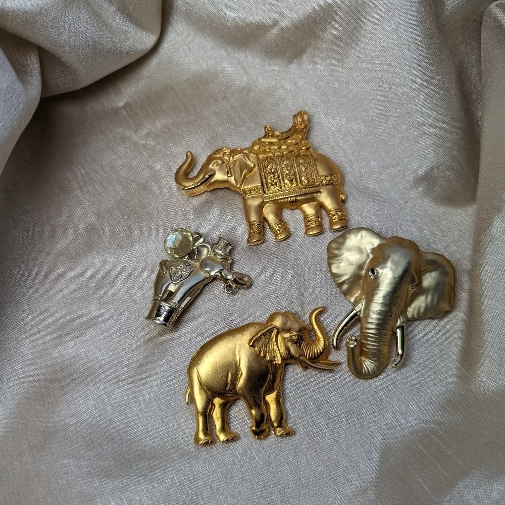 4 Elephant brooches pins 2 J.J.Jonette, 1 AJC  collection Vintage Lot Bundle